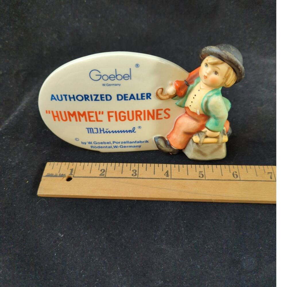 Vintage 1976 Goebel Hummel Authorized Dealer Plaque With Merry Wanderer